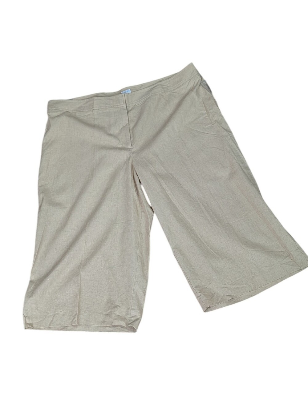 Apt. 9, Khaki Color Linen Blend Wide Leg Capris. Size 22 W. NWT